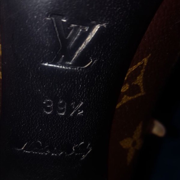 Louis Vuitton heels 👠 size 39.5EU 9US good con - Picture 5 of 5